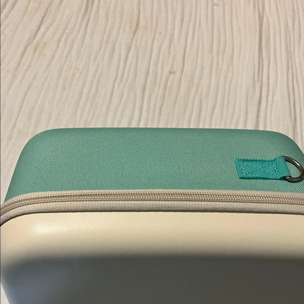 Geek Share Tree House Carry Case for Nintendo Switch - Picture 3 of 6